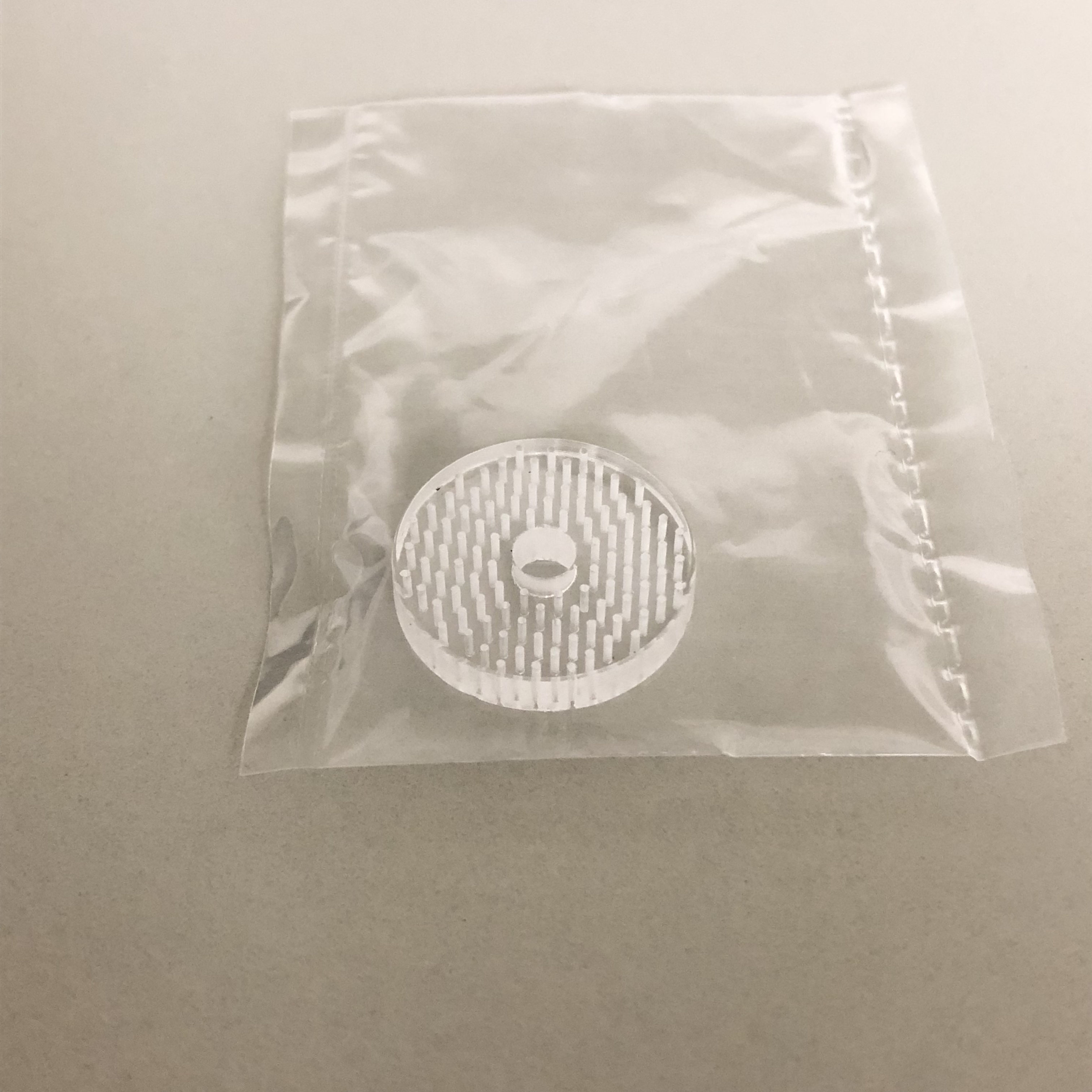 石英ガラス「丸板穴あけ加工」 | 特注実験用耐熱ガラスPYREX 石英ガラス「丸板穴あけ加工」 | 特注実験用耐熱ガラスPYREX